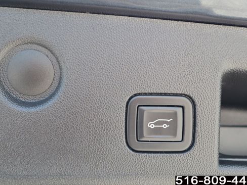 Used 2022 Chevrolet Equinox RS image 34