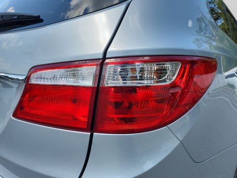 Used 2014 Hyundai Santa Fe GLS FWD image 27
