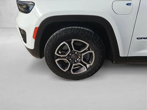 Used 2022 Jeep Grand Cherokee Trailhawk image 24
