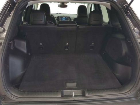 Used 2021 Jeep Cherokee Latitude Lux w/ Sun & Sound Group image 23