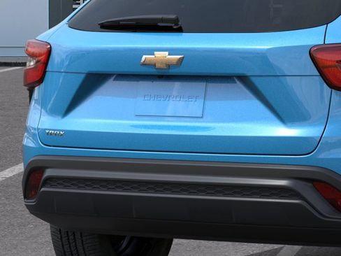 New 2026 Chevrolet Trax LS FWD image 14