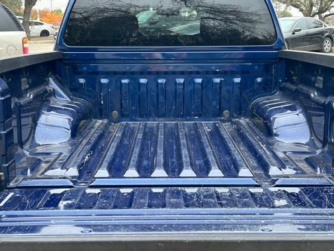 Used 2022 Nissan Frontier SV image 13