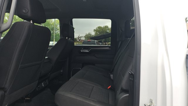 Used 2025 Chevrolet Silverado 2500 LT w/ Convenience Package AWD/4WD image 6