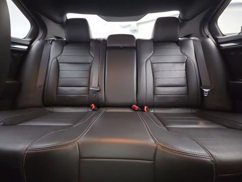 Used 2013 Ford Taurus SHO image 24