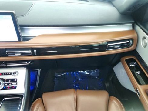 Used 2020 Lincoln Aviator Reserve w/ Equipment Group 202A image 41