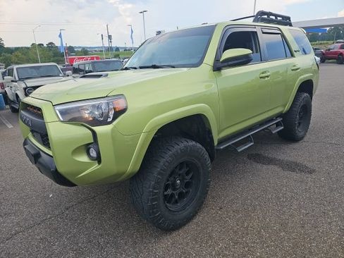 Used 2022 Toyota 4Runner TRD Pro AWD/4WD image 3