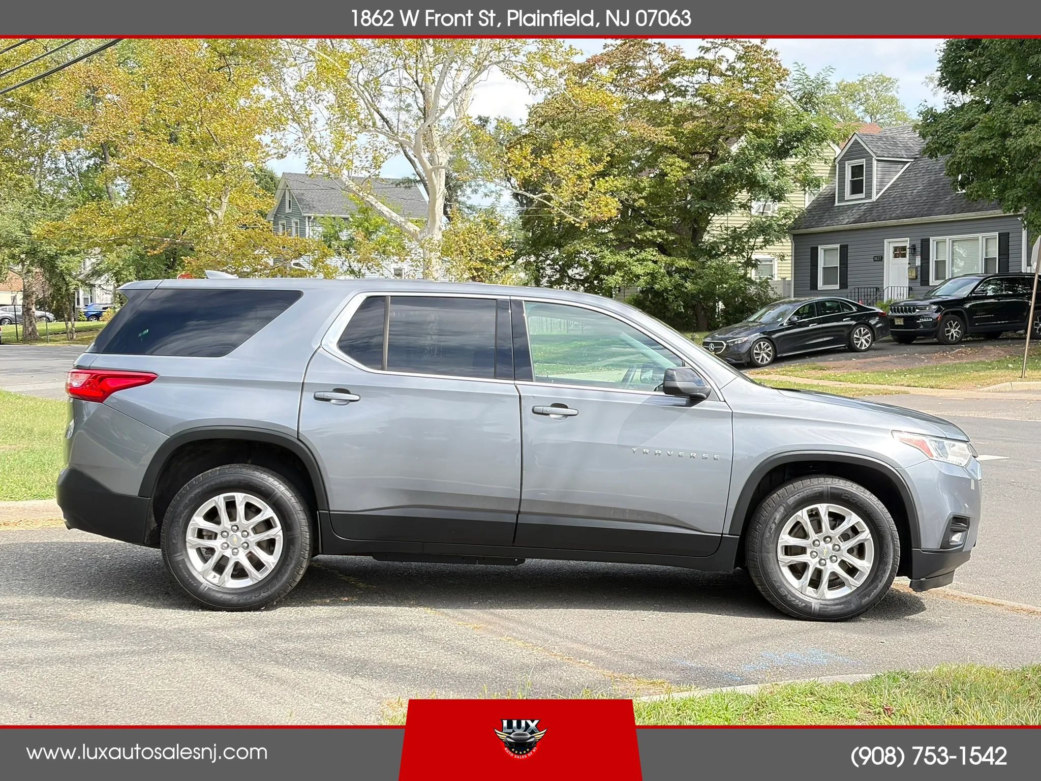 Used 2021 Chevrolet Traverse LS AWD/4WD image 9
