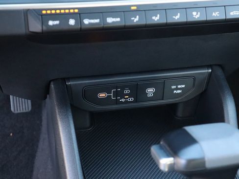 New 2025 Kia K4 LXS image 34