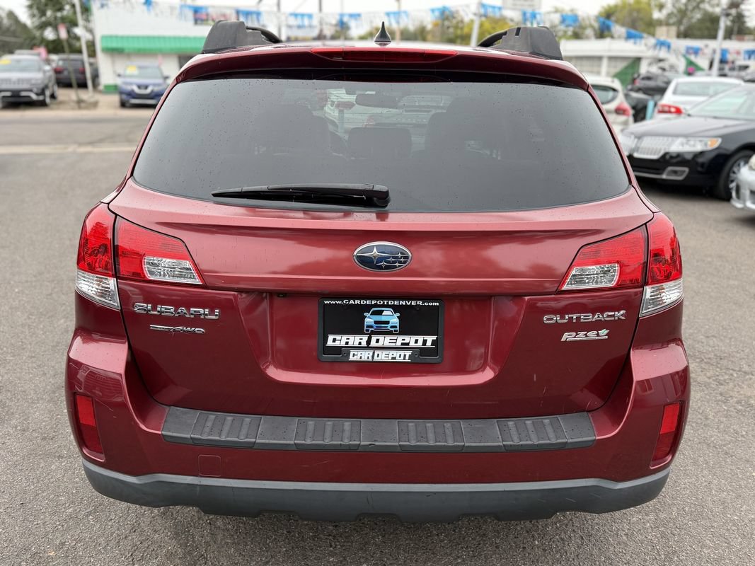 Used 2014 Subaru Outback 2.5i Limited AWD/4WD image 3