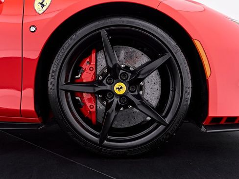 Used 2020 Ferrari F8 Tributo RWD image 42