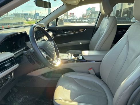 Certified 2023 Lincoln Nautilus Reserve w/ Equipment Group 201A AWD/4WD image 9