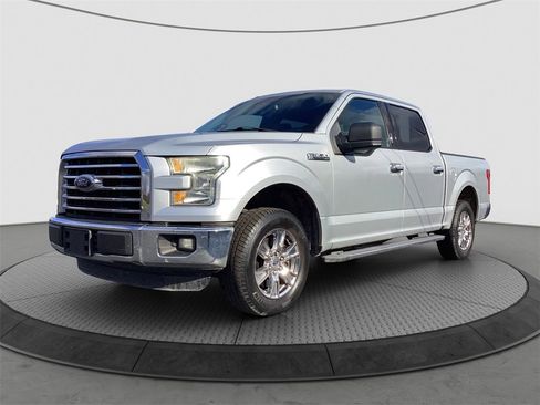 Used 2016 Ford F150 XLT w/ Equipment Group 301A Mid image 5