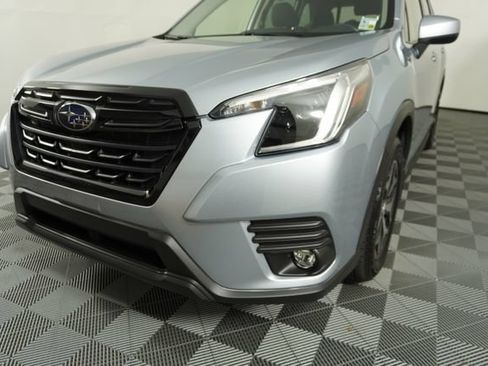 Certified 2024 Subaru Forester Premium AWD/4WD image 11