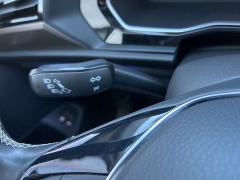 Used 2021 Volkswagen Jetta SEL Premium image 41