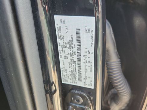 Used 2021 Ford F150 Lariat image 22