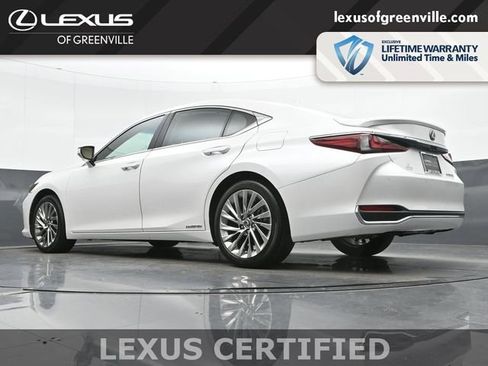 Certified 2022 Lexus ES 300h Ultra Luxury w/ Accessory Package 2 FWD image 36