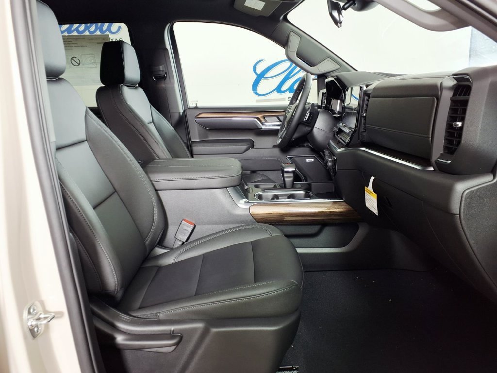 New 2026 Chevrolet Silverado 1500 RST AWD/4WD image 11