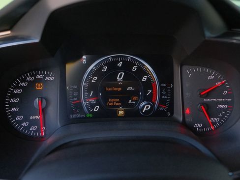 Used 2019 Chevrolet Corvette Grand Sport w/ Carbon Flash Badge Package image 16