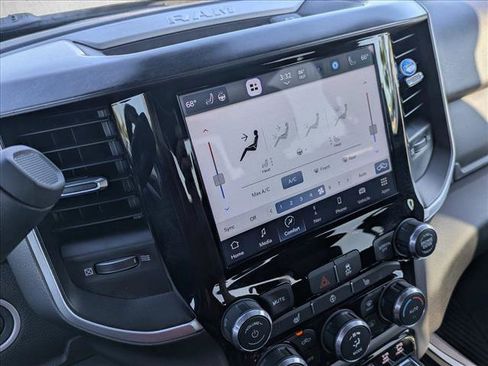 Used 2024 RAM 3500 Big Horn w/ Sport Appearance Package image 15