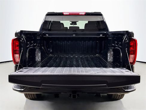 Used 2025 GMC Sierra 1500 Elevation image 24