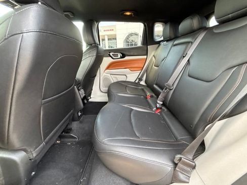 Certified 2024 Jeep Compass Limited AWD/4WD image 11