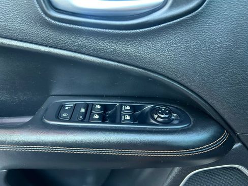 Used 2021 Jeep Compass Limited AWD/4WD image 13