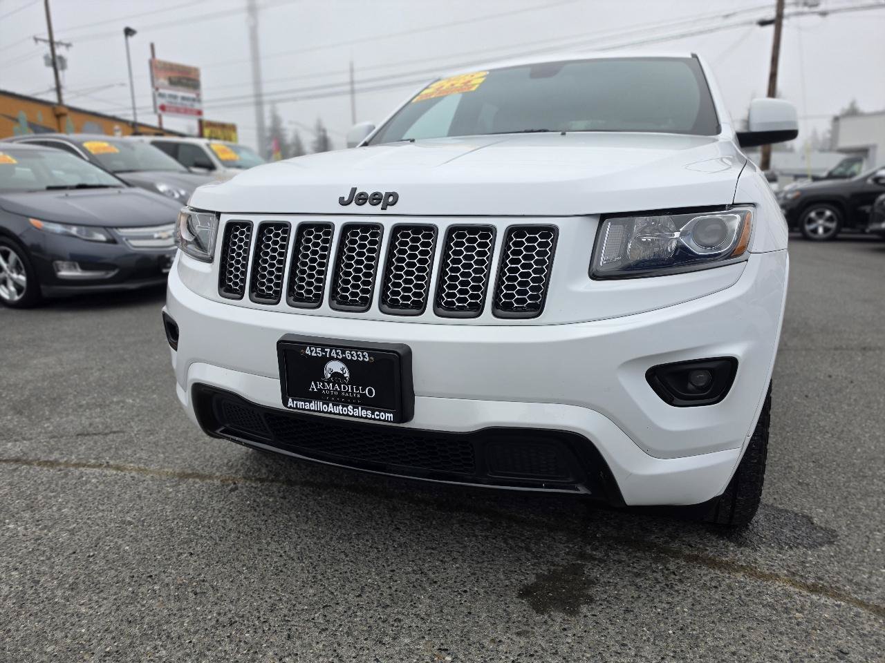 Used 2015 Jeep Grand Cherokee Altitude AWD/4WD image 2