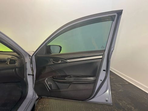 Used 2019 Honda Civic Sport image 20