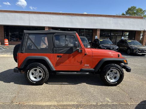 Used 2005 Jeep Wrangler SE AWD/4WD image 8