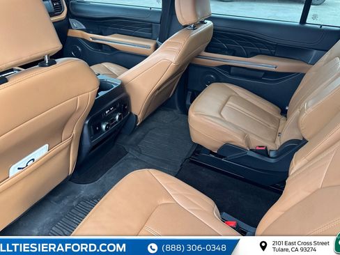 Used 2023 Ford Expedition Max Platinum image 16