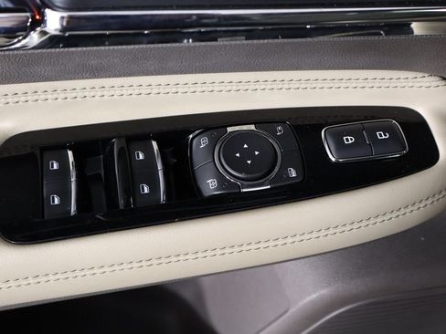Used 2020 Lincoln Corsair FWD image 22