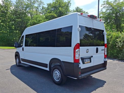 Used 2024 RAM ProMaster 2500 w/ Convenience Group FWD image 25
