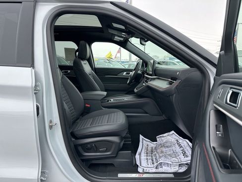 New 2026 Ford Explorer ST-Line w/ ST-Line Street Pack image 31