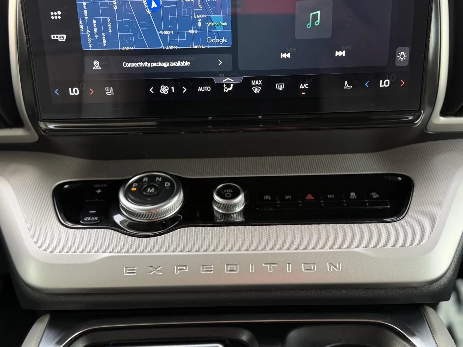 Used 2025 Ford Expedition Active AWD/4WD image 38