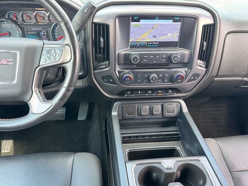 Used 2018 GMC Sierra 1500 SLT w/ All Terrain Package AWD/4WD image 12