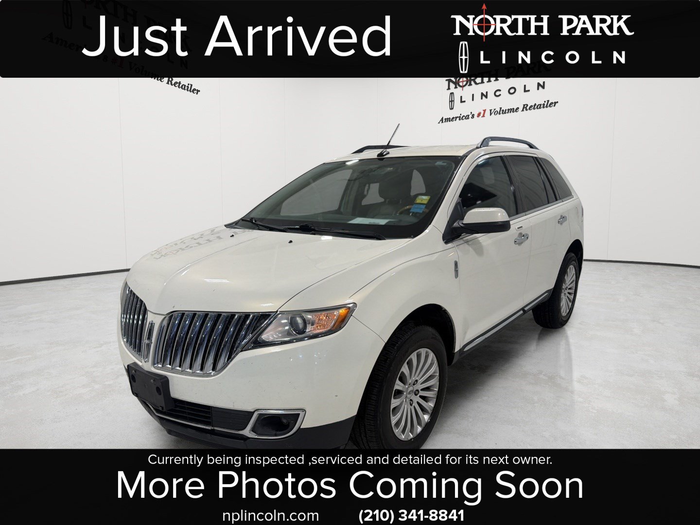 Used 2013 Lincoln MKX FWD w/ Wood Pkg image 1