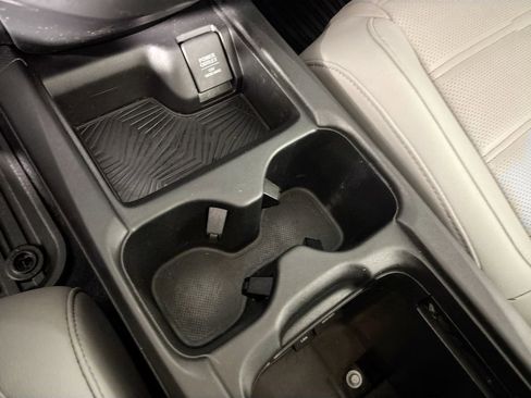 Certified 2019 Honda CR-V Touring image 16