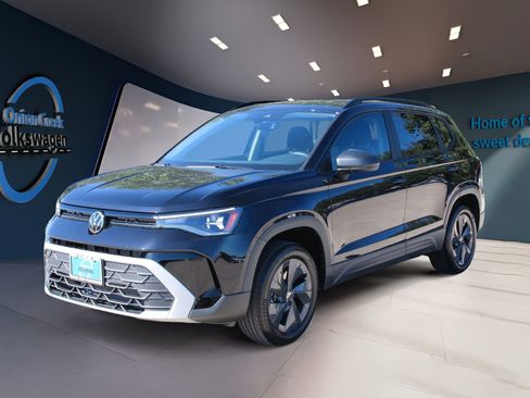 New 2026 Volkswagen Taos S image 8