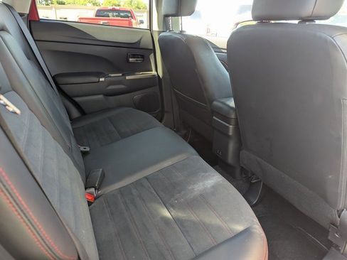 Used 2024 Mitsubishi Outlander Sport AWD image 31