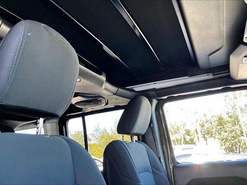 Used 2021 Jeep Wrangler Unlimited Sport w/ Sun And Sound Package image 12