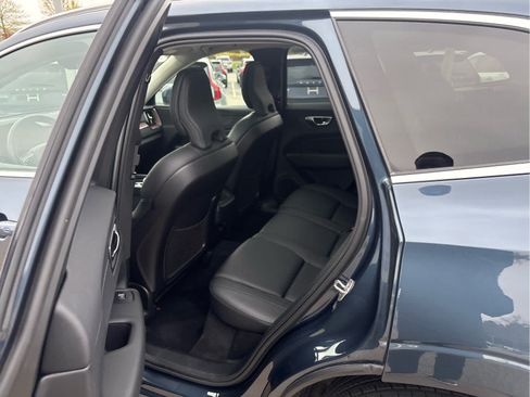 Used 2023 Volvo XC60 B5 Plus AWD/4WD image 26