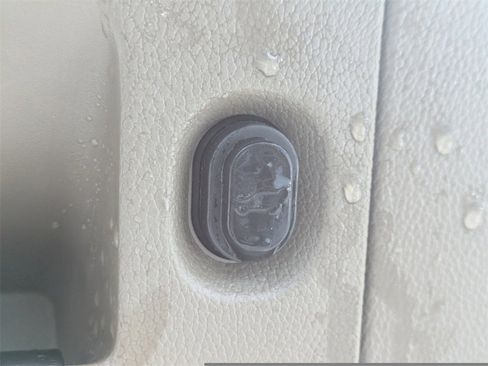 Used 2019 GMC Yukon SLT w/ Open Road Package image 14