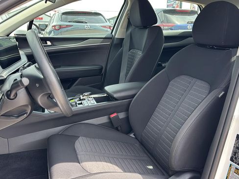 Used 2025 Kia K5 LXS FWD image 11