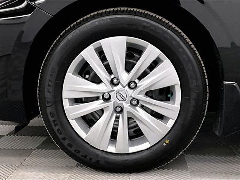 New 2025 Nissan Sentra S image 36