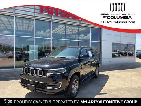 Used 2023 Jeep Wagoneer 4WD w/ Rear Seat Video Group 1 image 1