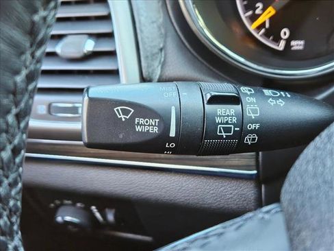 Used 2018 Jeep Grand Cherokee Overland w/ Trailer Tow Group IV image 15