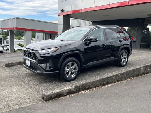 Certified 2024 Toyota RAV4 XLE w/ Weather Package AWD/4WD image 4