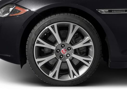 Used 2016 Jaguar XJ L Portfolio AWD/4WD image 11
