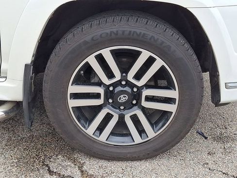 Used 2016 Toyota 4Runner Limited w/ Four Season Floor Mat Package image 8