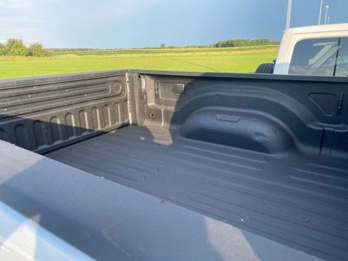 Used 2026 RAM 2500 Big Horn AWD/4WD image 4